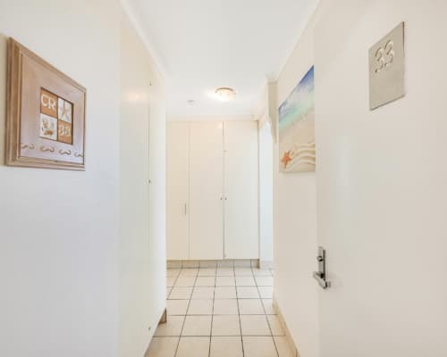 2-bedroom-maroochydore-accommodation-uni33-01