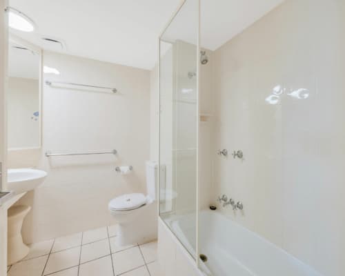 2-bedroom-maroochydore-accommodation-uni33-12