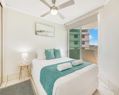 3-bedroom-maroochydore-accommodation-01